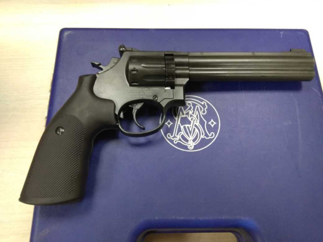 Umarex S&W 586-6 4,5 мм